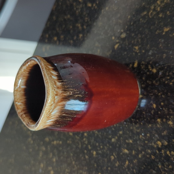 Hull Pottery Creamer Pitcher - Picture 4 of 7